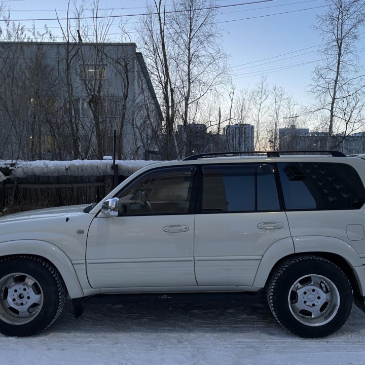 Toyota Land Cruiser, 2000