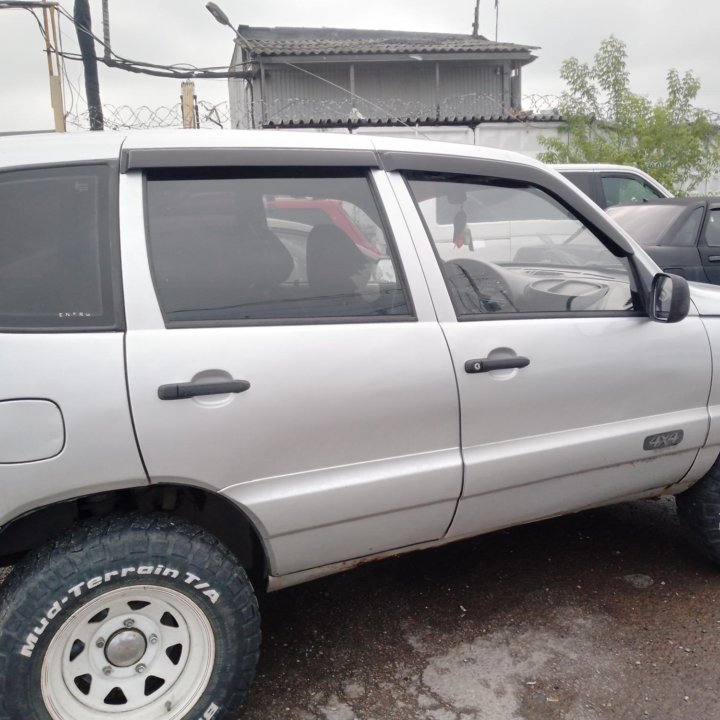 Chevrolet Niva, 2004