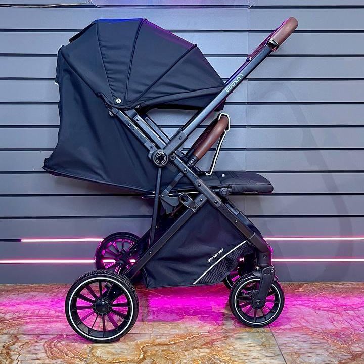 Прогулочная коляска Luxmom H2 , черная