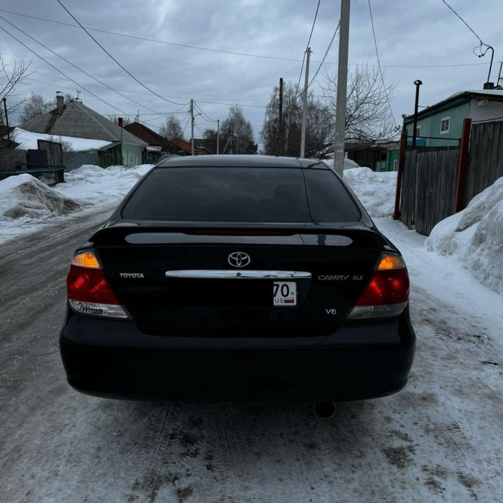 Toyota Camry, 2004