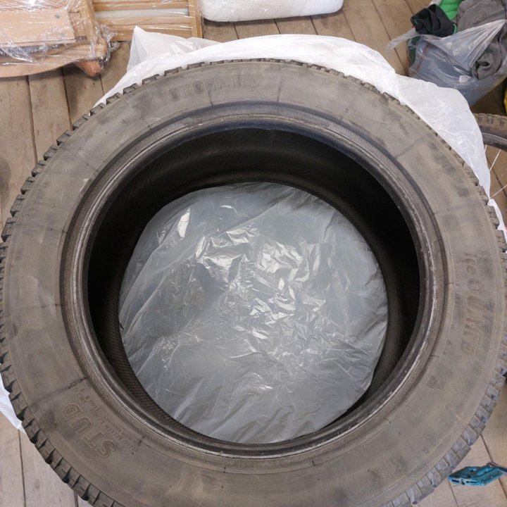 Шины Yokohama IceGuard Stud IG65 235/55 R18 104T