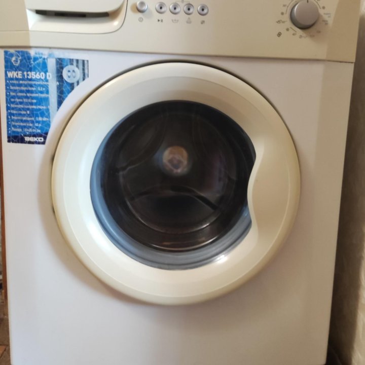 Стиральная машина BEKO WKE 13560 D