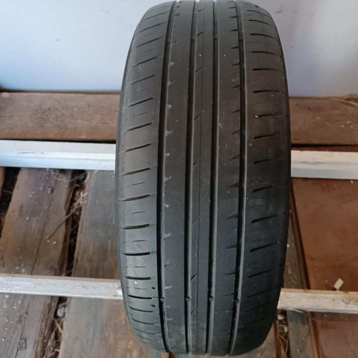 Шины Hankook K (225/60-17).