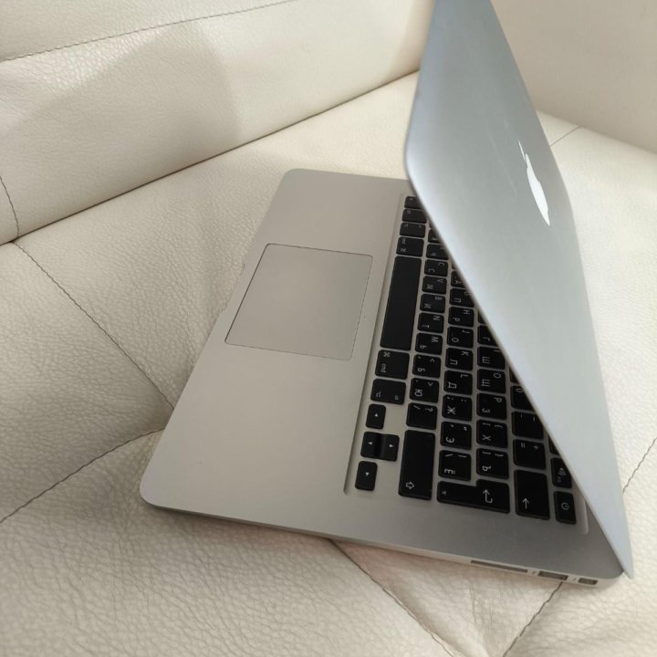 MacBook Air 13 2015, A1466, CORE I5 2.7Ghz/8gb/128