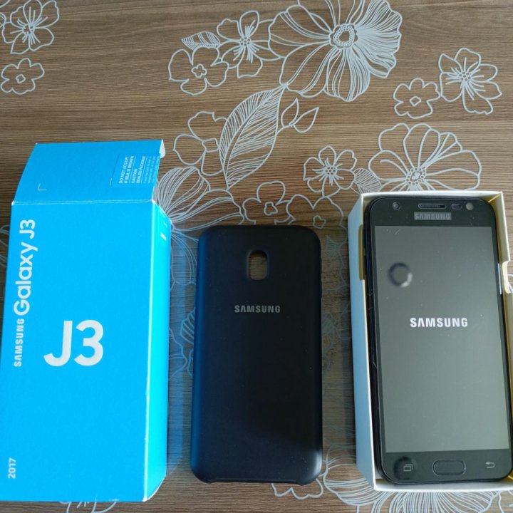 Телефон Samsung J3 2017