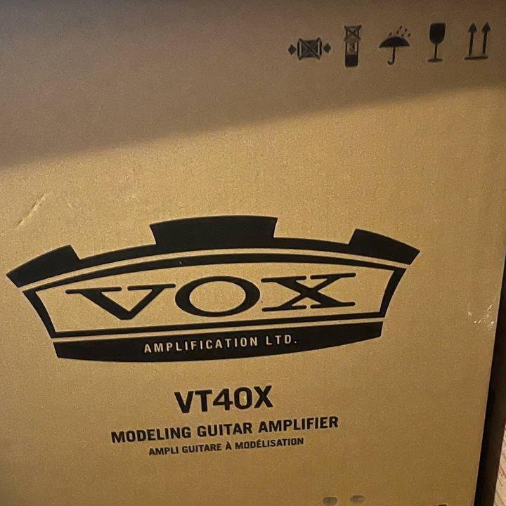 Комбоусилитель VOX VT40X (состояние нового)