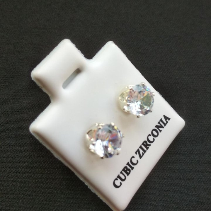 Серьги пусеты CUBIC ZIRCONIA новые