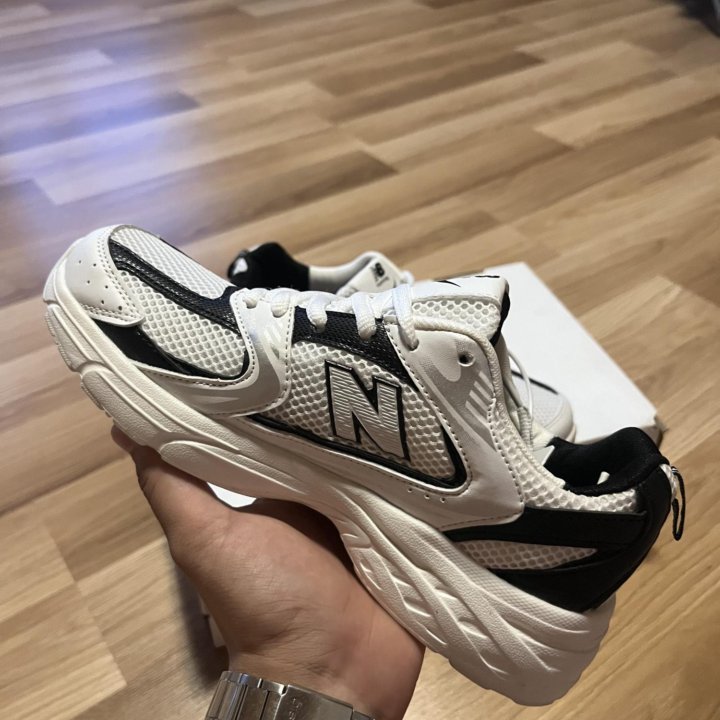 Кроссовки 38 размер, new balance 530