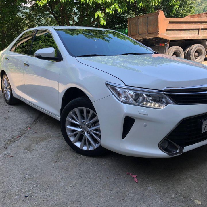 Toyota Camry, 2014