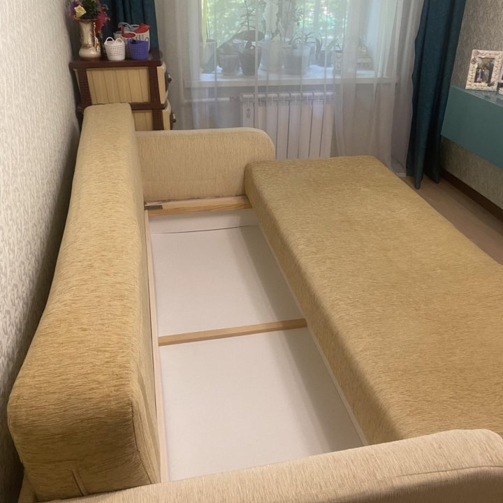 Продам диван