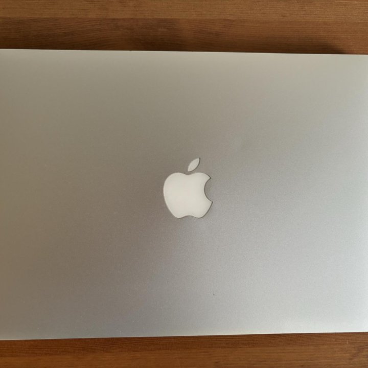 Apple MacBook Pro 13” 2015 i5/8Gb ОЗУ/ 256Gb SSD