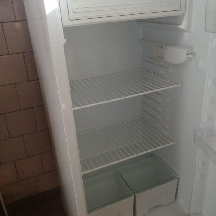Продам холодильник Орск