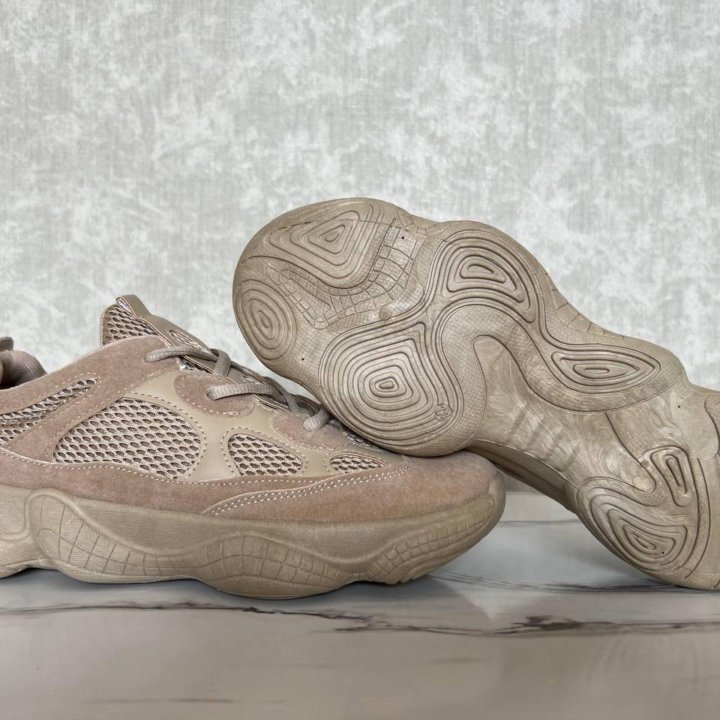 Кроссовки adidas Yeezy 500