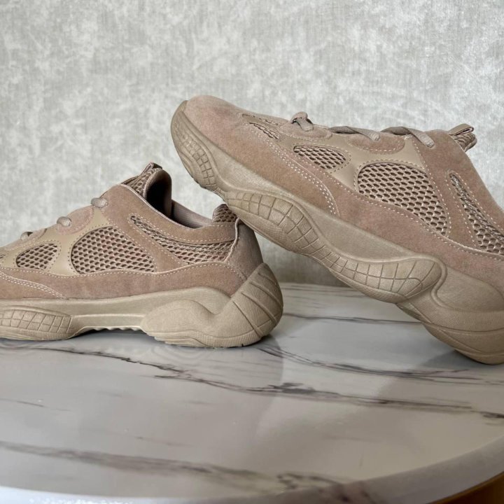 Кроссовки adidas Yeezy 500