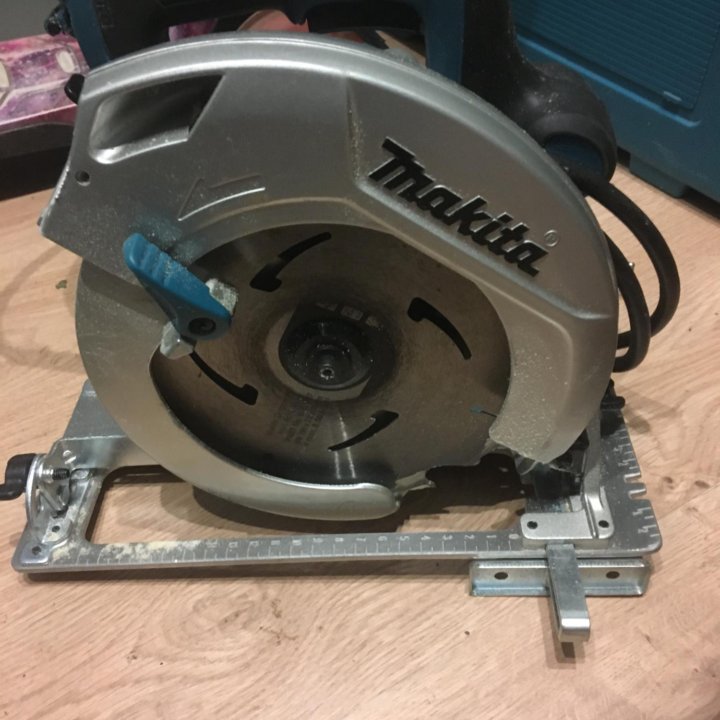 Makita HS7601