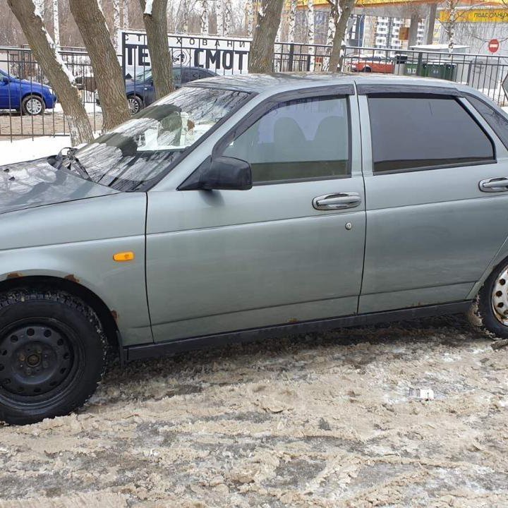 ВАЗ (Lada) Priora, 2011