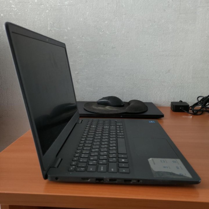 Ноутбук dell Vostro 3500-4814