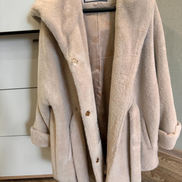 ELECTRA STYLE COAT