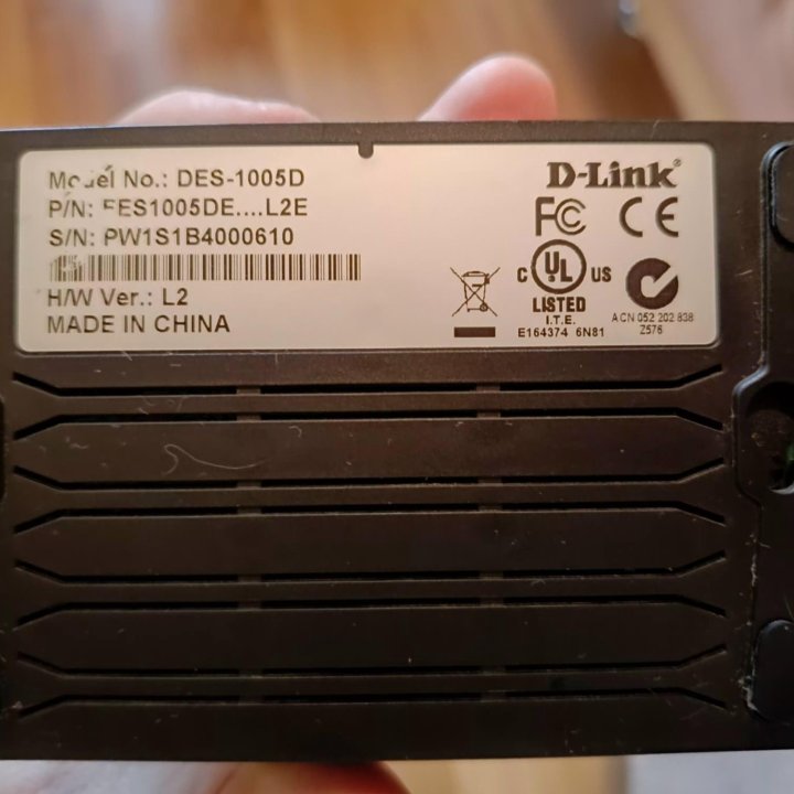 Коммутатор D-Link DES-1005D Fast Ethernet