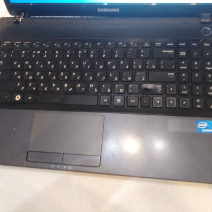 Samsung NP300E5A Samsung NP700Z5C запчасти