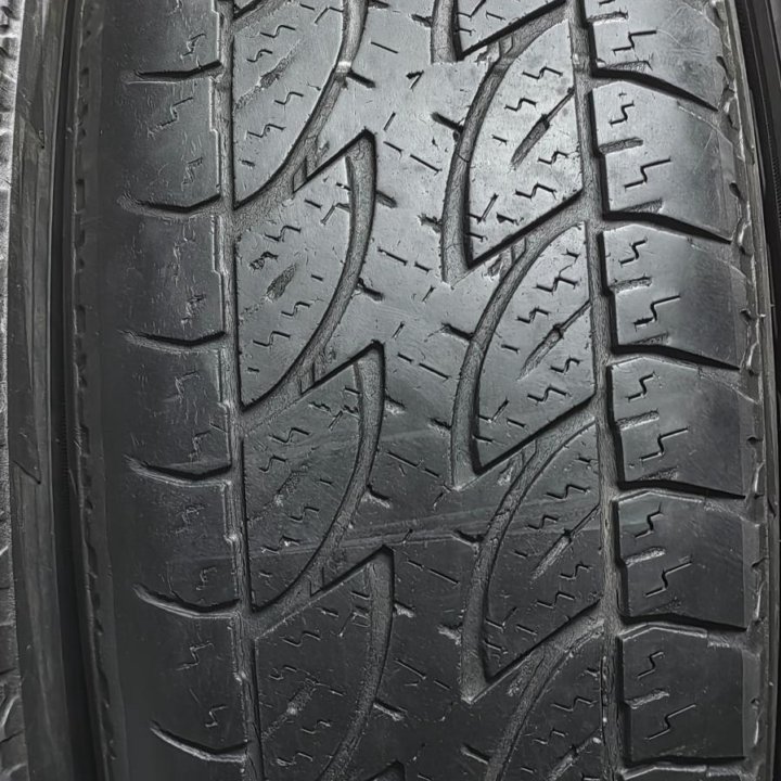 235/70R16 106T Bridgestone Dueler A/T 694