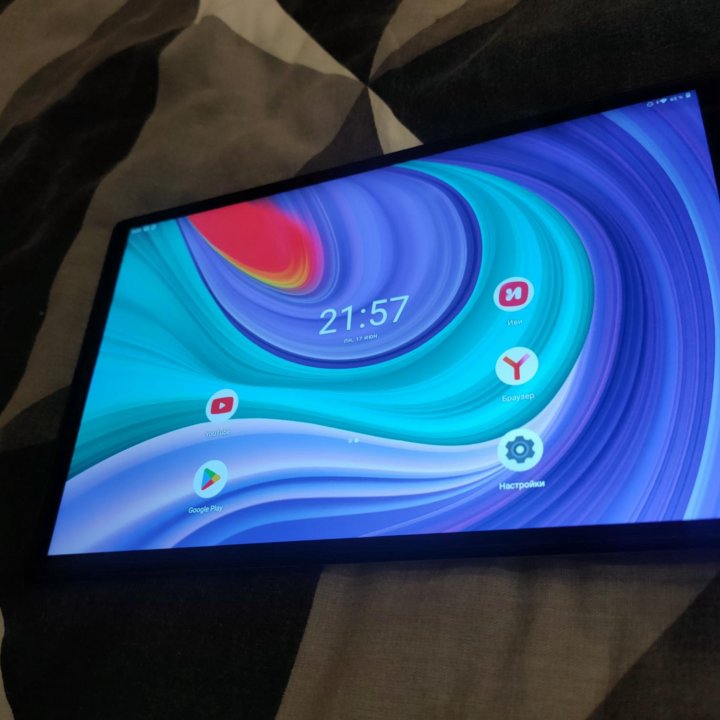 Планшет Lenovo Tab M10 FHD Plus