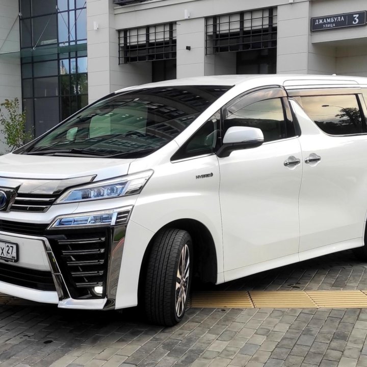 Авто в аренду с водителем Toyota Alphard (Альфард)