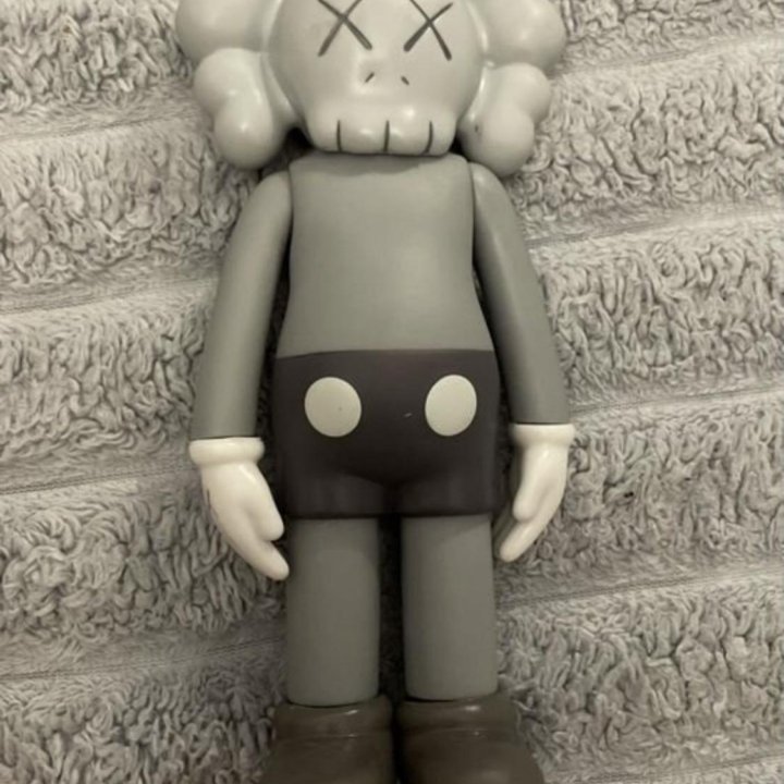 OriginalFake Фигурки KAWS