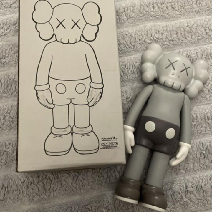 OriginalFake Фигурки KAWS