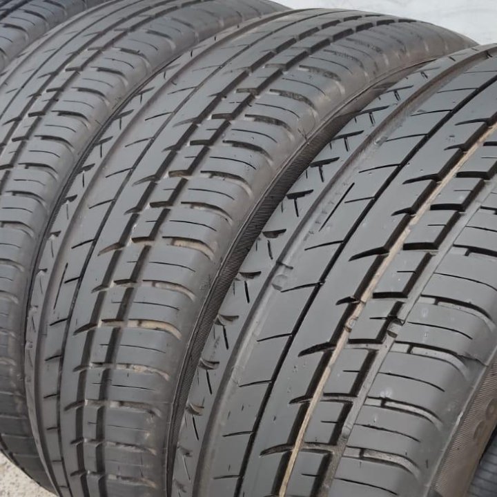 205/55R16 Viatti Strada Asimmetrico V-130