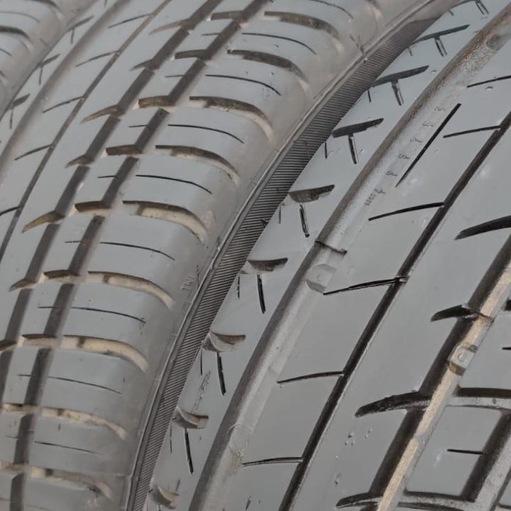 205/55R16 Viatti Strada Asimmetrico V-130