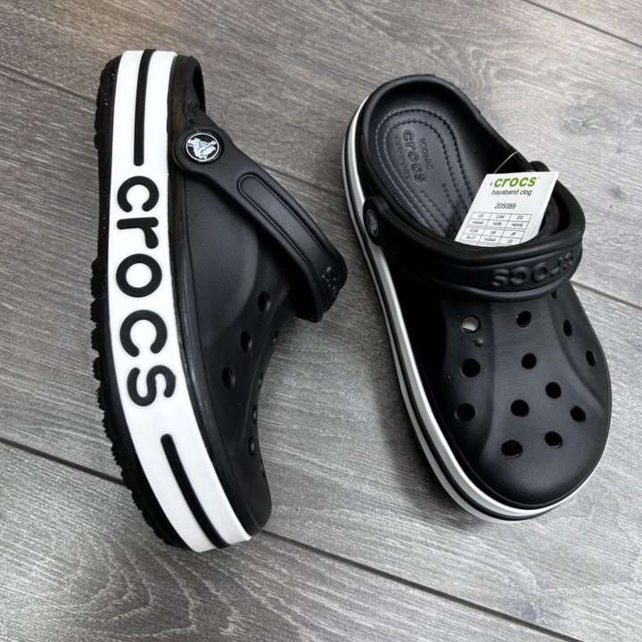 CROCS