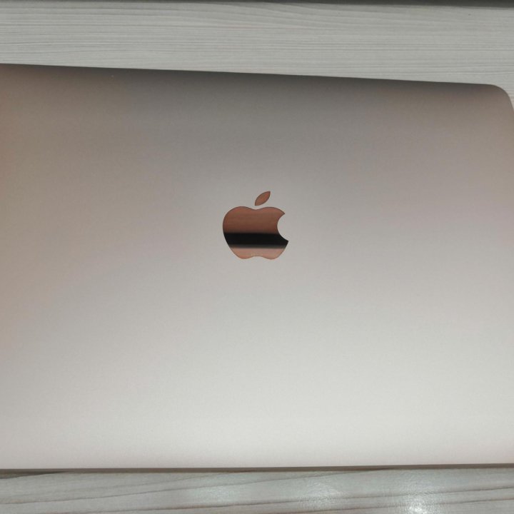 Ноутбук Apple MacBook Air 13.3 2020 8/256gb