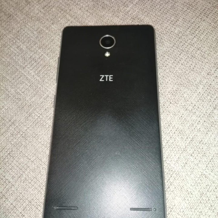 Продам телефон ZTE