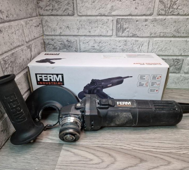 УШМ сетевая Ferm AGM1115P, 850 Вт, 125 мм