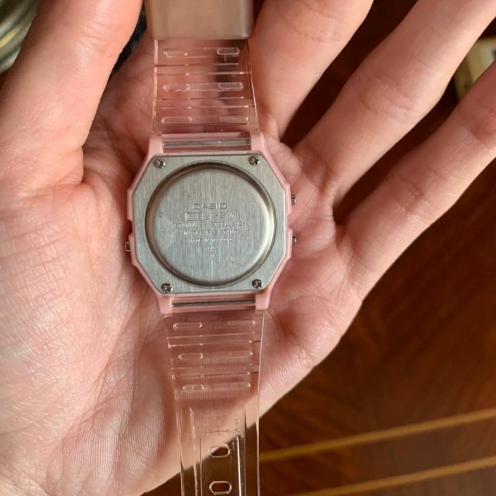 часы женские Casio F-91WS-4E