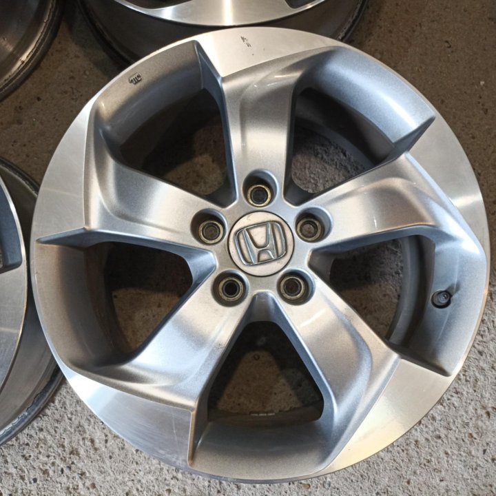 Оригинальные диски Honda R17 5x114,3