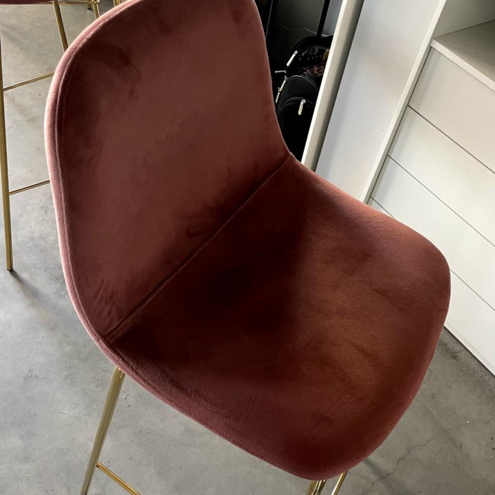 Барный стул