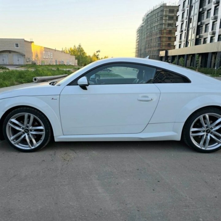 Audi TT, 2015