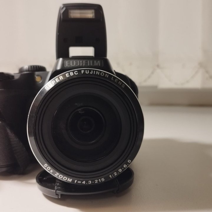 Компактный фотоаппарат fujifilm s9200