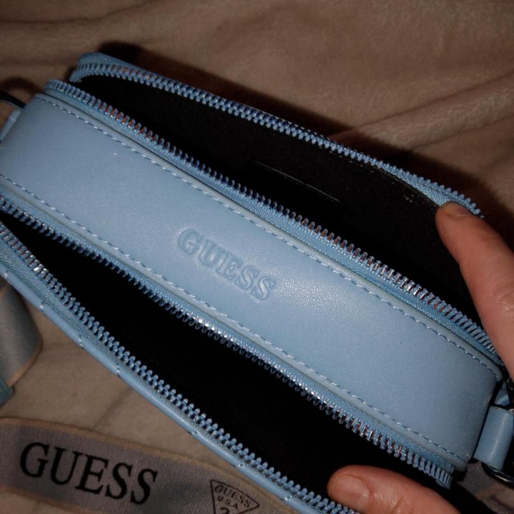 Сумка кросс боди Guess