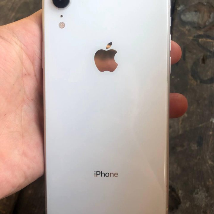 iPhone XR