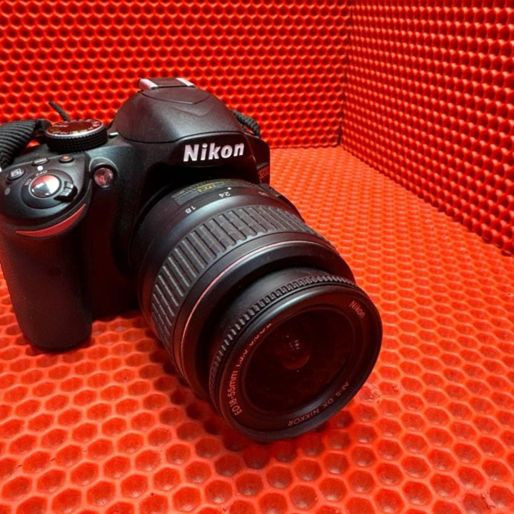 Зеркальный фотоаппарат Nikon D3200 (Фуг)