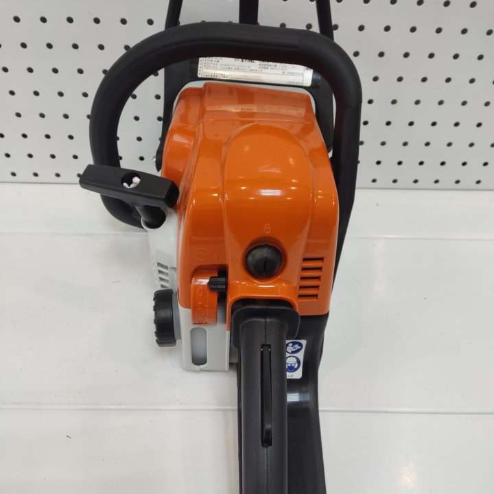 STIHL 180.