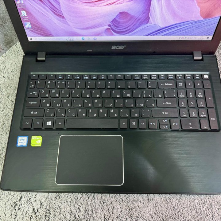 Ноутбук acer на Core i5-6200U/ 940MX/ FULL HD