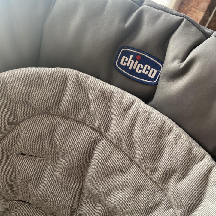 Стульчик для кормления Chicco