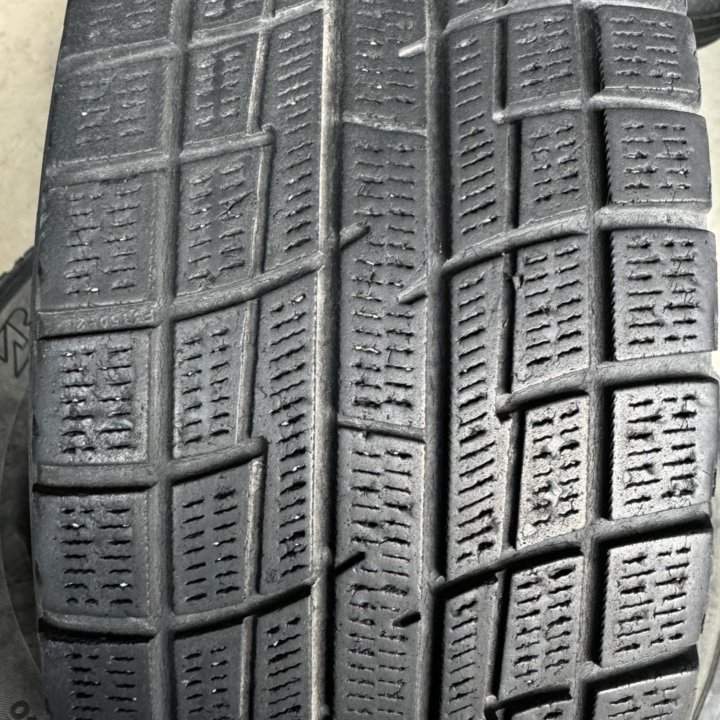 175/70 R14 Yokohama Ice Guard IG30