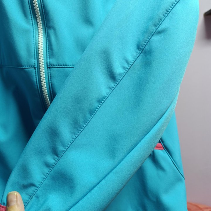 Ветровка для девочки 146