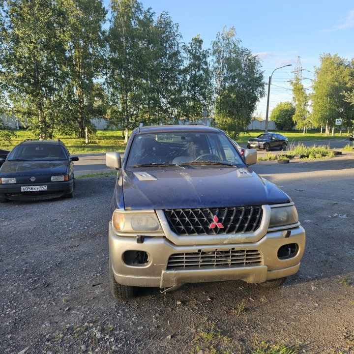 Mitsubishi Pajero Sport, 2000