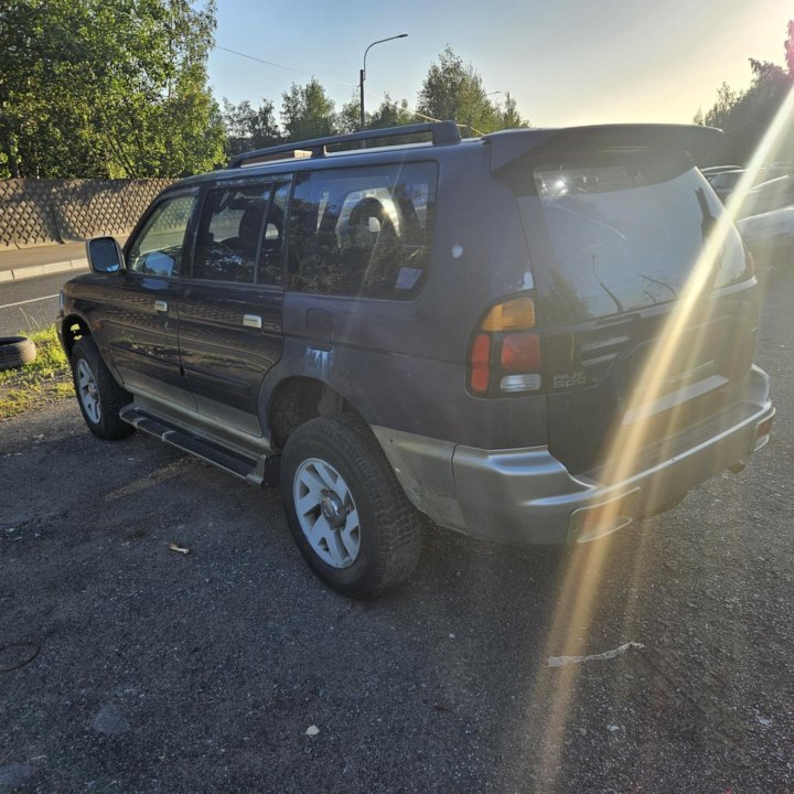 Mitsubishi Pajero Sport, 2000